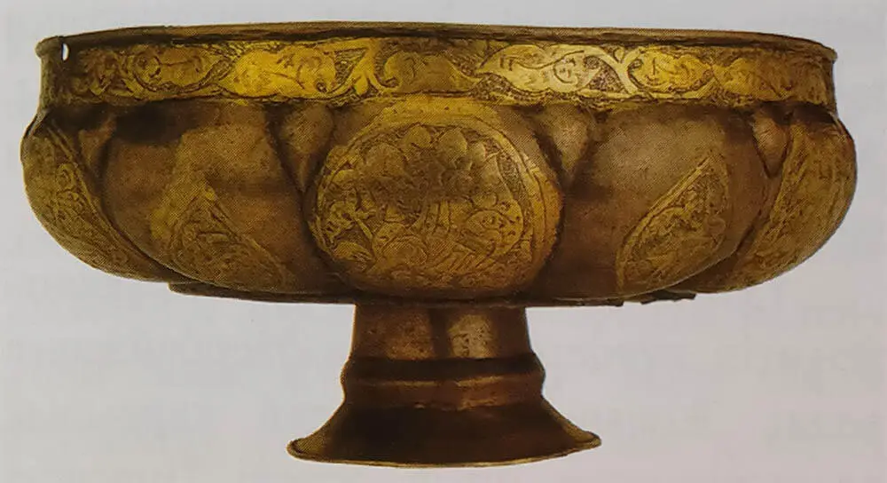 Алтын Орда дәуірінің күміс ыдысы. XIV гасыр. Эрмитаж қоры